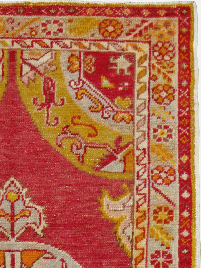 Antique Turkish Oushak Rug, No.15861 - Staging