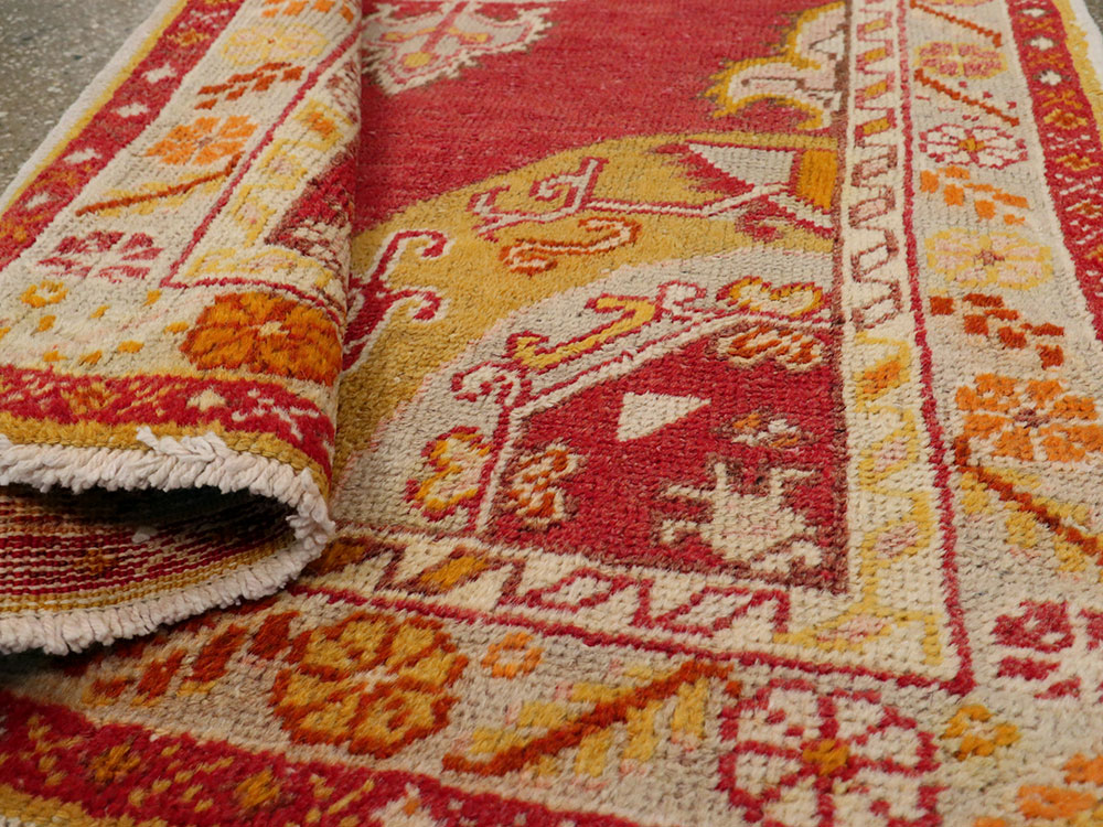 Antique Turkish Oushak Rug, No.15861 - Staging