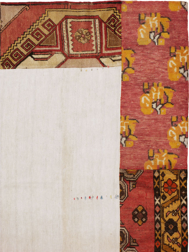 Modern Turkish Anatolian Patchwork Accent Carpet, No.15869 - Staging