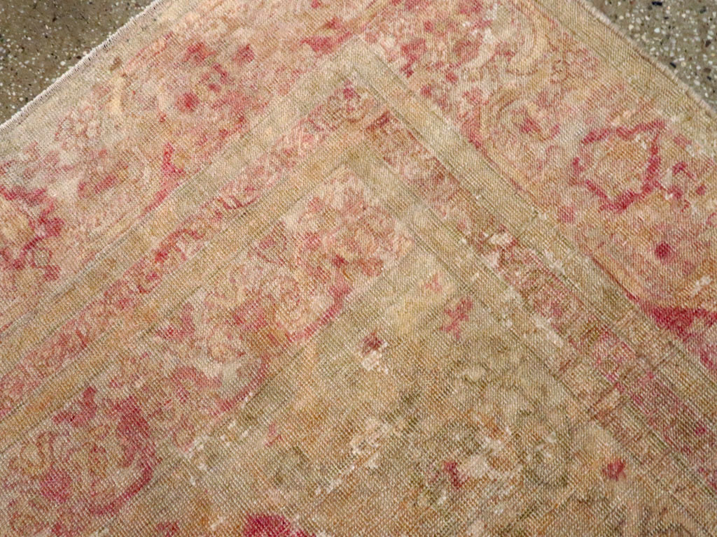 Antique Turkish Sivas Rug, No.15910 - Staging