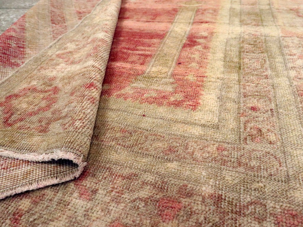 Antique Turkish Sivas Rug, No.15910 - Staging