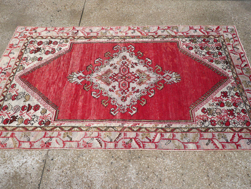 Vintage Turkish Oushak Rug, No.15939 - Staging