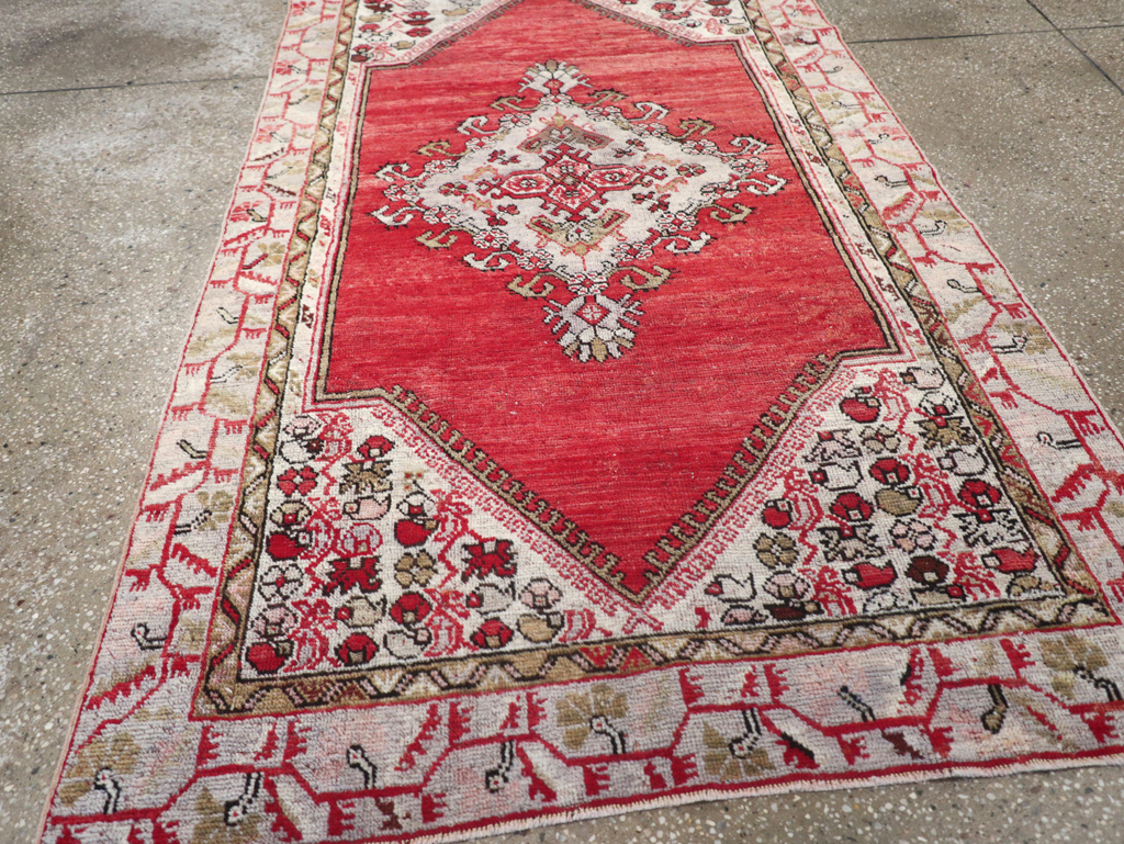 Vintage Turkish Oushak Rug, No.15939 - Staging
