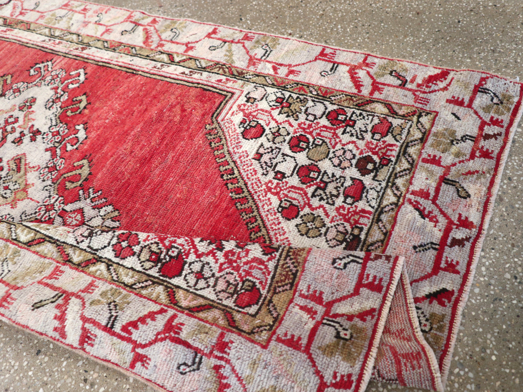 Vintage Turkish Oushak Rug, No.15939 - Staging