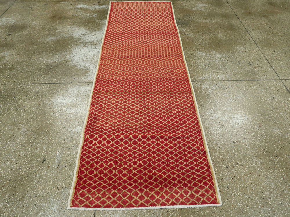 Vintage Turkish Anatolian Runner, No.15943 - Staging