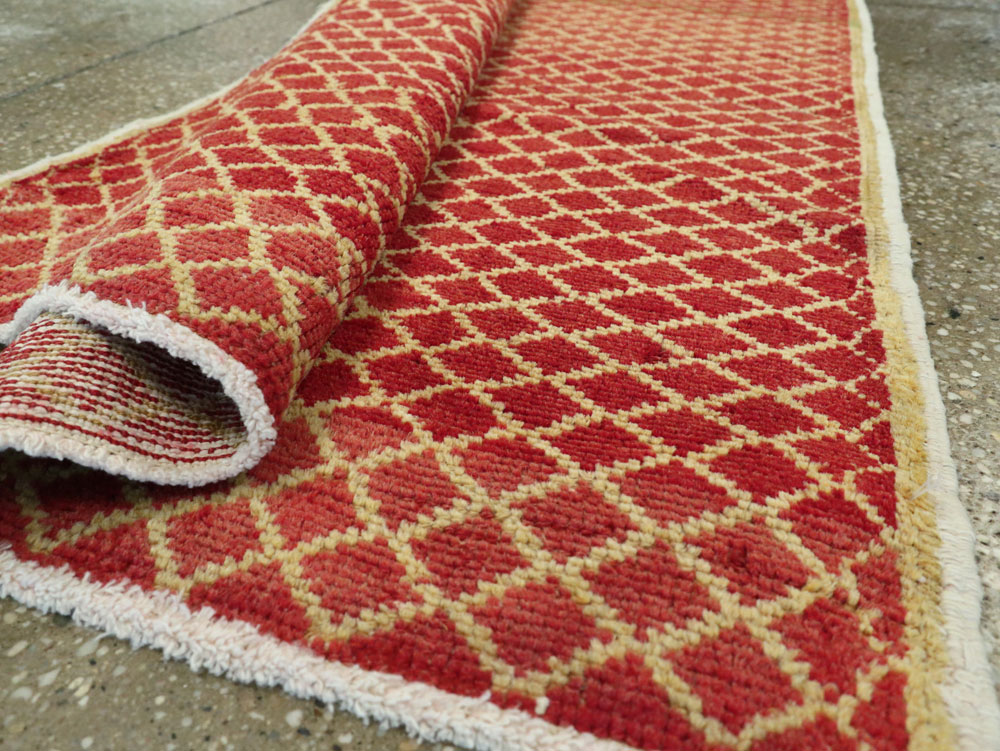 Vintage Turkish Anatolian Runner, No.15943 - Staging