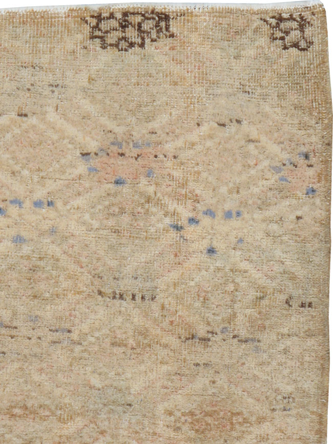 Vintage Turkish Anatolian Square Rug, No.15961 - Staging