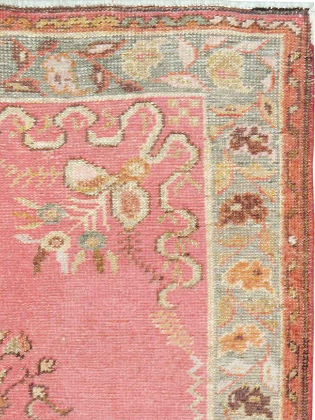 Antique Turkish Oushak Rug, No.15988 - Staging