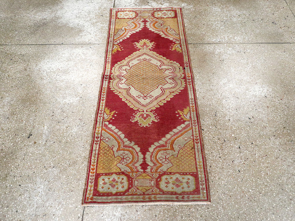 Vintage Turkish Oushak Rug, No.15996 - Staging