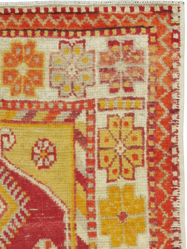 Vintage Turkish Oushak Rug, No.16002 - Staging