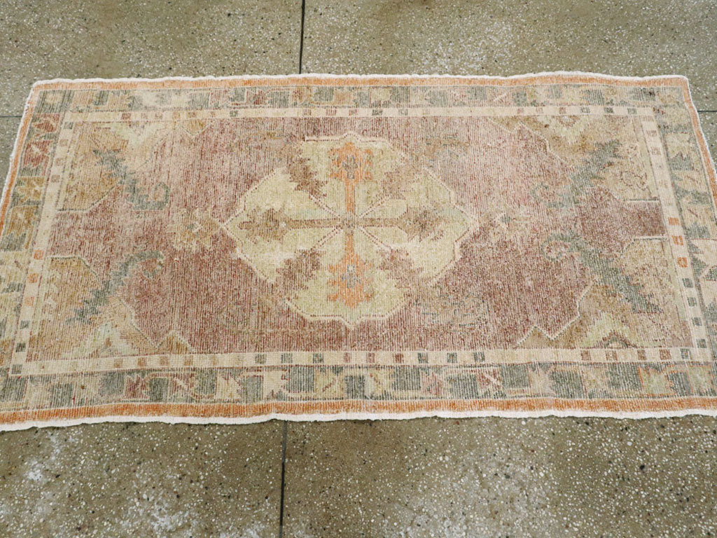 Antique Turkish Oushak Rug, No.16005 - Staging