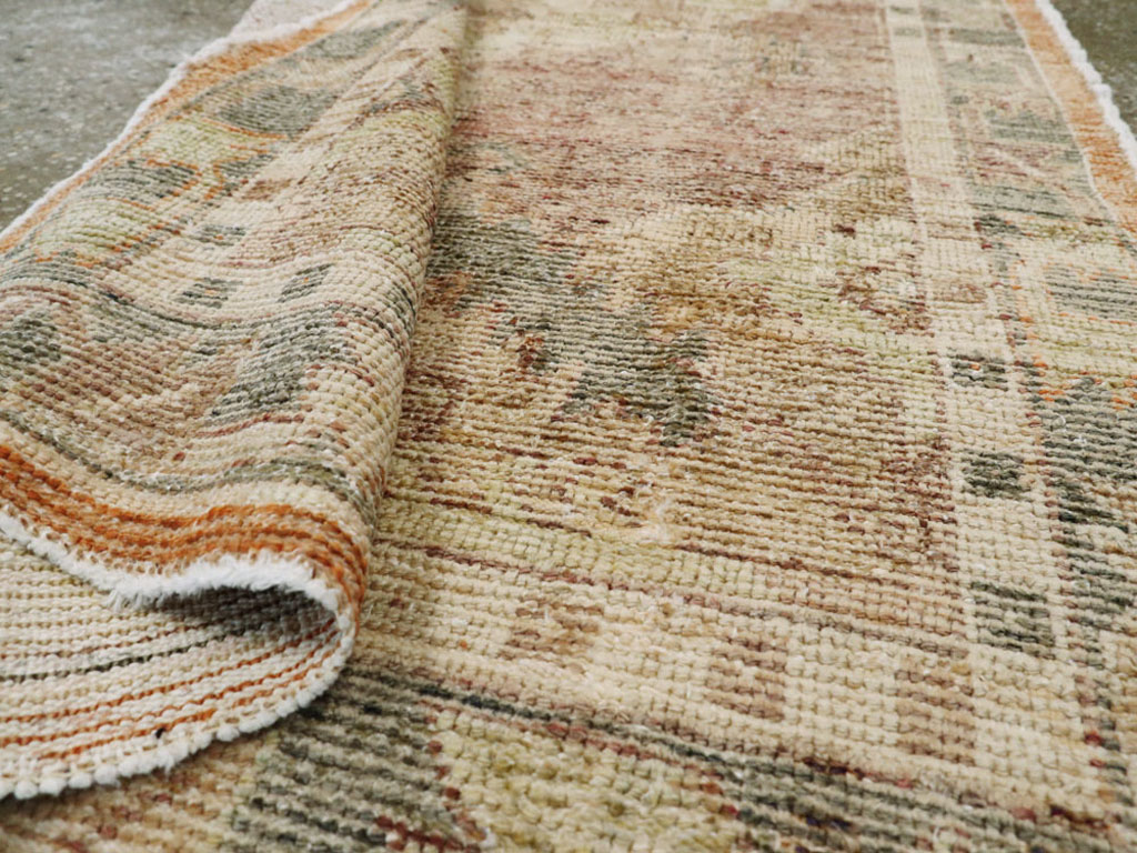 Antique Turkish Oushak Rug, No.16005 - Staging