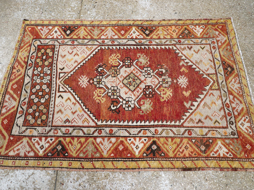 Vintage Turkish Anatolian Rug, No.16008 - Staging