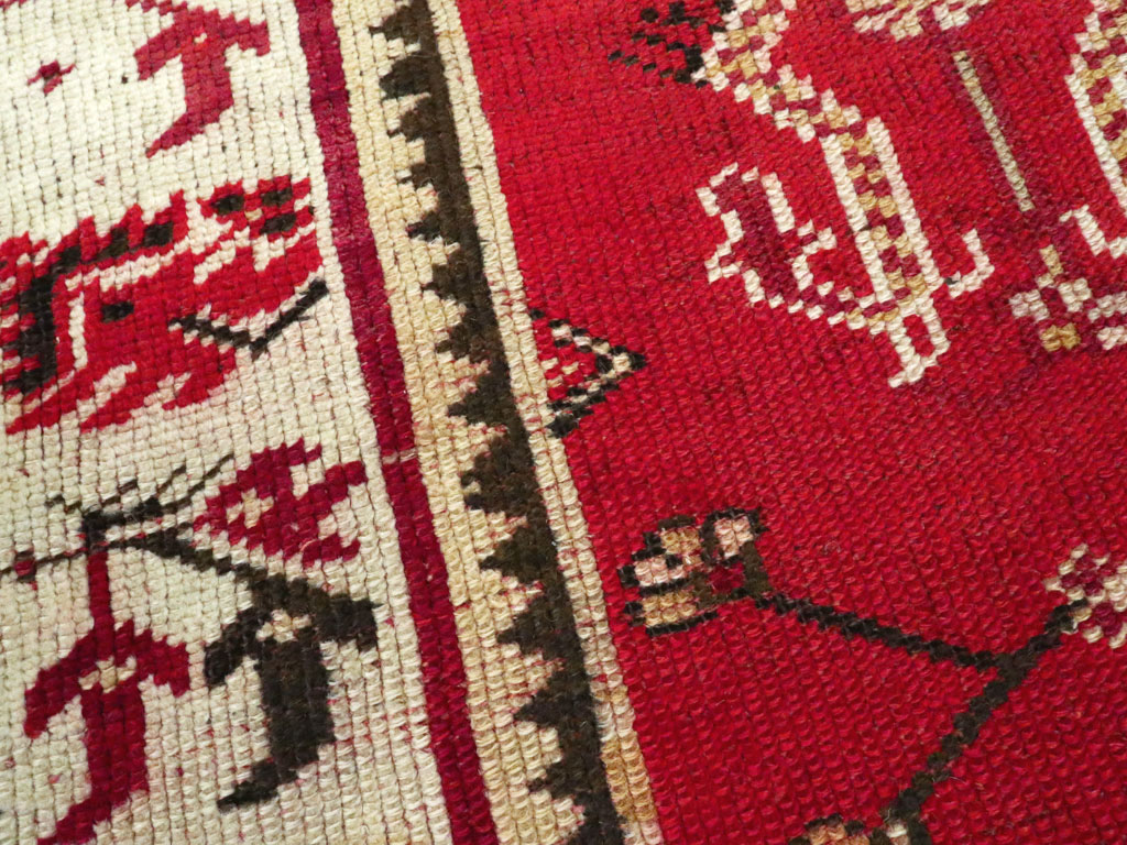 Vintage Turkish Oushak Throw Rug, No.16010 - Staging