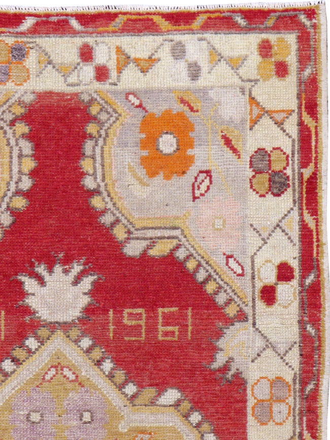 Vintage Turkish Oushak Rug, No.16019 - Staging