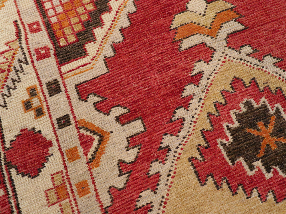 Vintage Turkish Oushak Rug, No.16021 - Staging