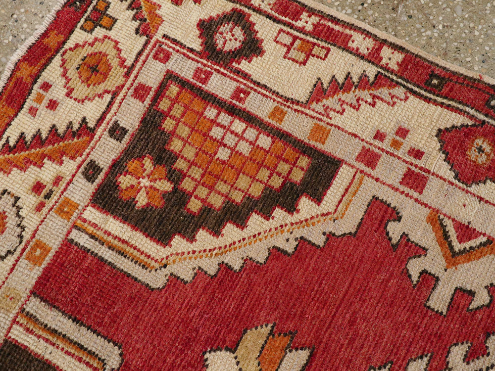 Vintage Turkish Oushak Rug, No.16021 - Staging
