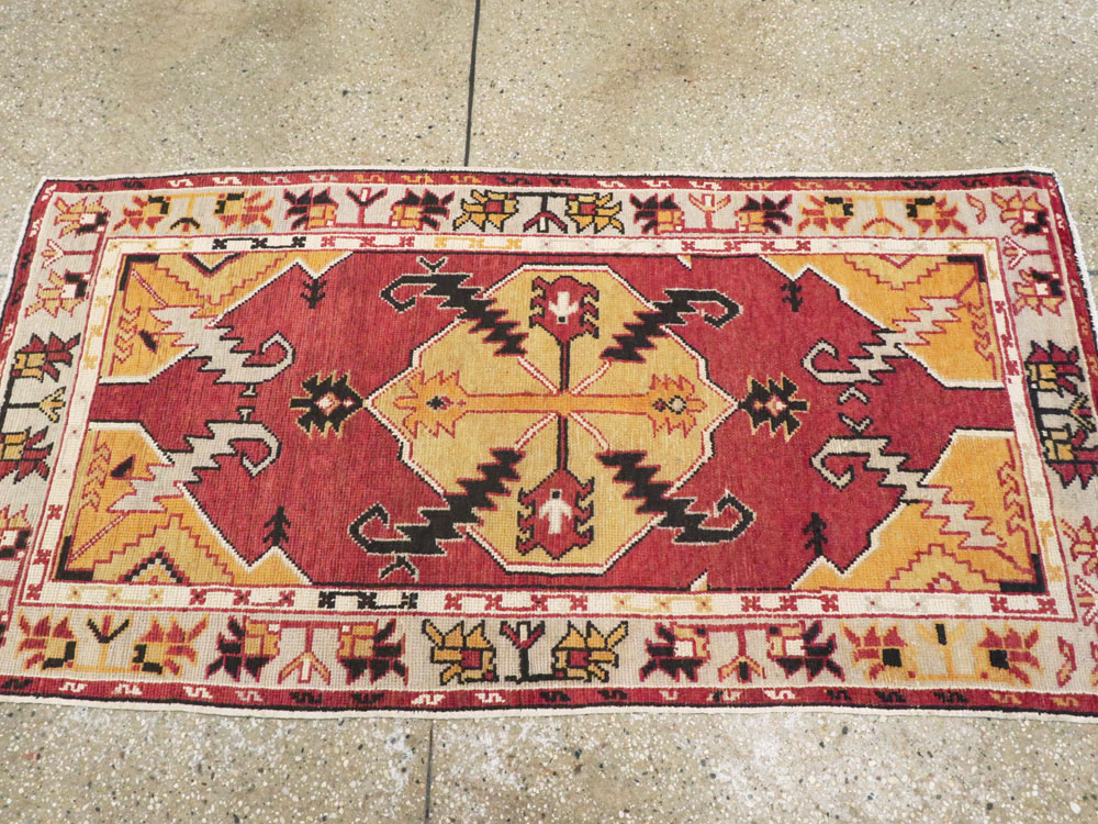 Vintage Turkish Oushak Rug, No.16024 - Staging