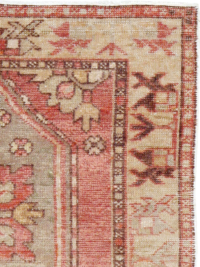 Vintage Turkish Oushak Throw Rug, No.16025 - Staging