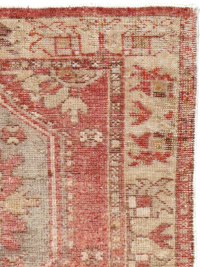 Vintage Turkish Oushak Throw Rug, No.16025 - Staging