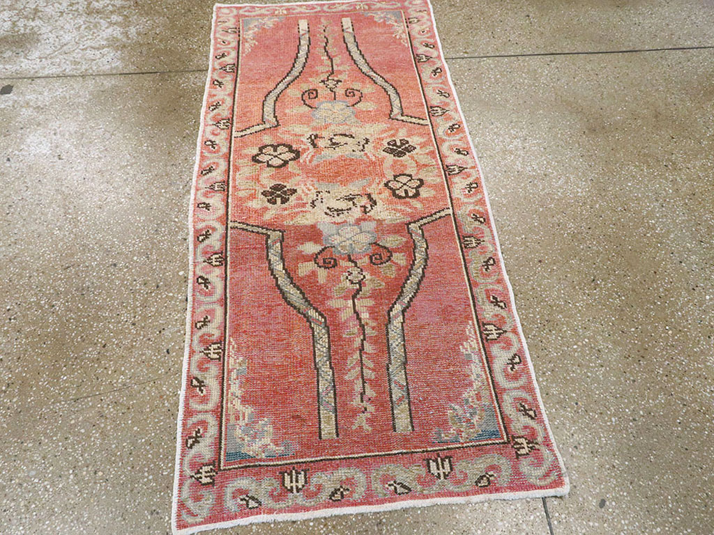 Vintage Turkish Oushak Rug, No.16035 - Staging