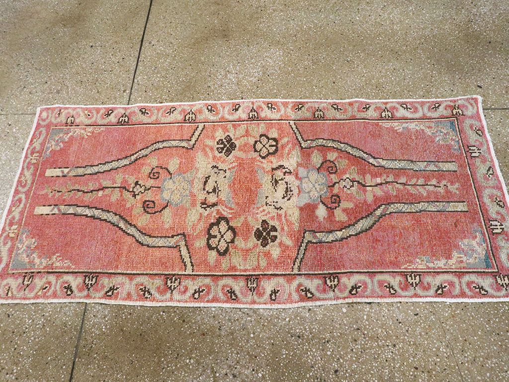 Vintage Turkish Oushak Rug, No.16035 - Staging