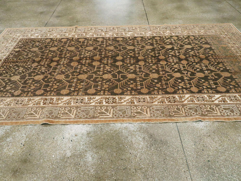 Antique East Turkestan Khotan Carpet, No.16049 - Staging