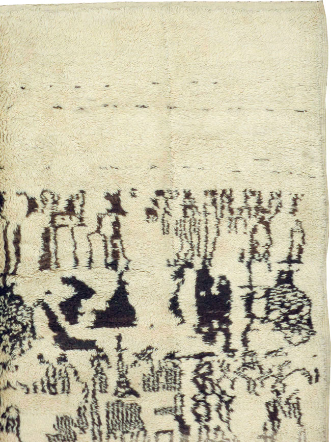 Vintage Moroccan Carpet, No.16086 - Staging