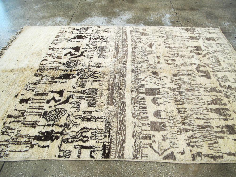 Vintage Moroccan Carpet, No.16086 - Staging