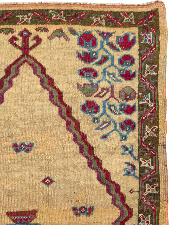 Antique Turkish Ghiordes Prayer Rug, No.16108 - Staging