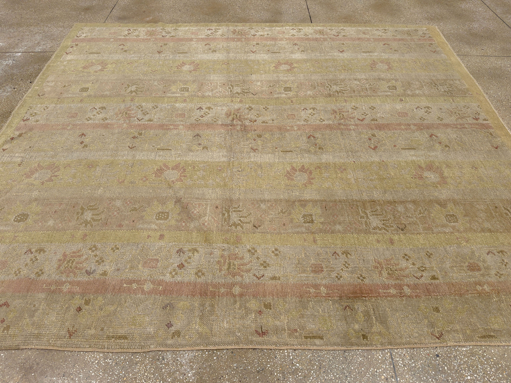 Antique Turkish Ghiordes Room Size Carpet, No.16114 - Staging