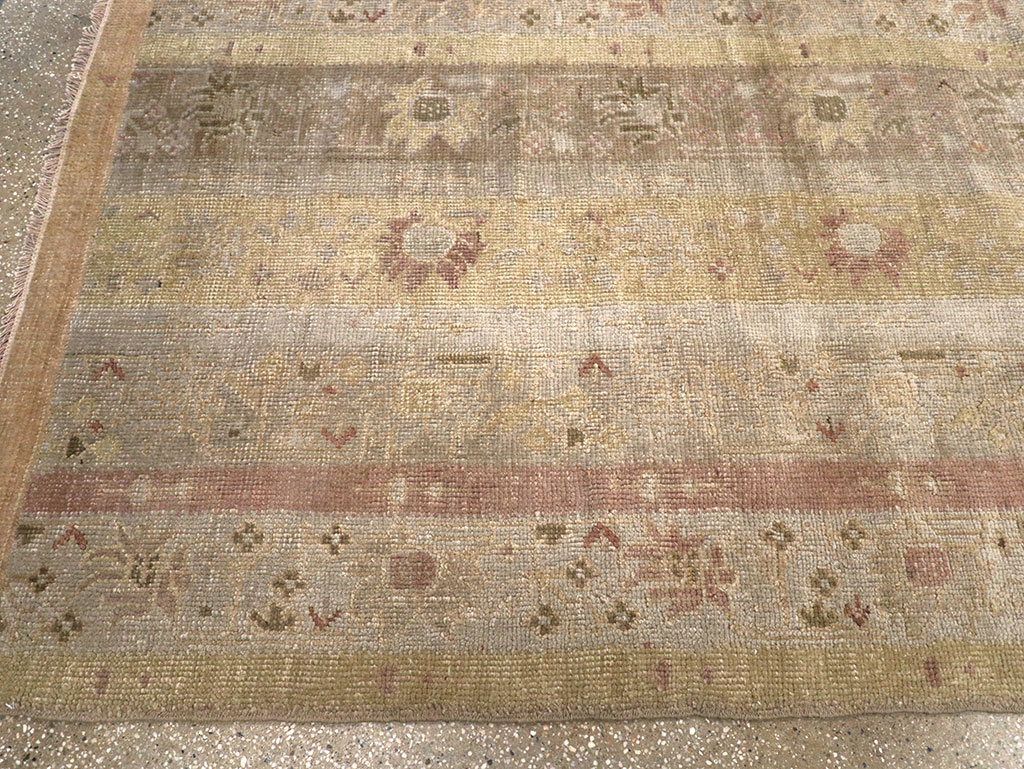 Antique Turkish Ghiordes Room Size Carpet, No.16114 - Staging