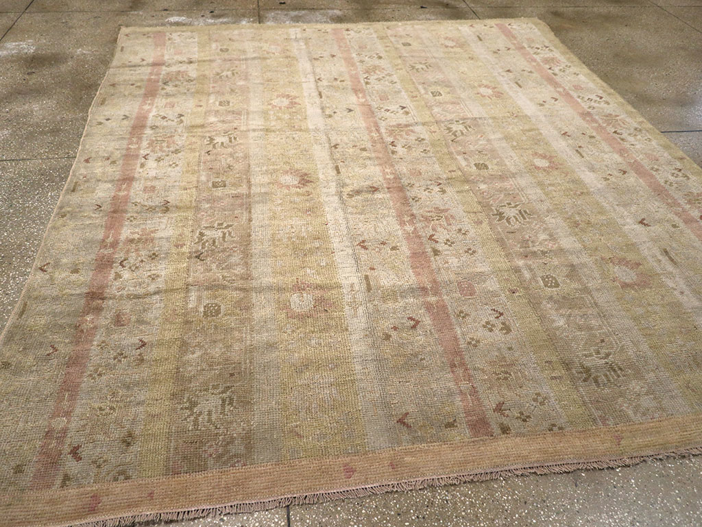 Antique Turkish Ghiordes Room Size Carpet, No.16114 - Staging