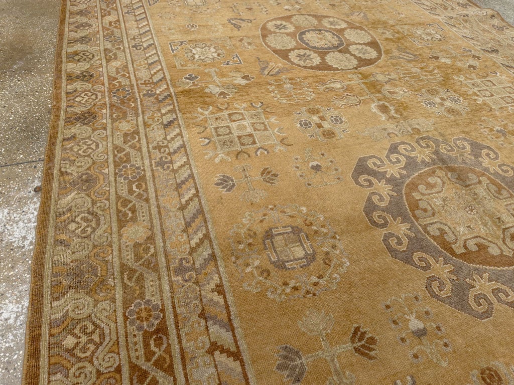 Antique East Turkest Khotan Carpet, No.16118 - Staging