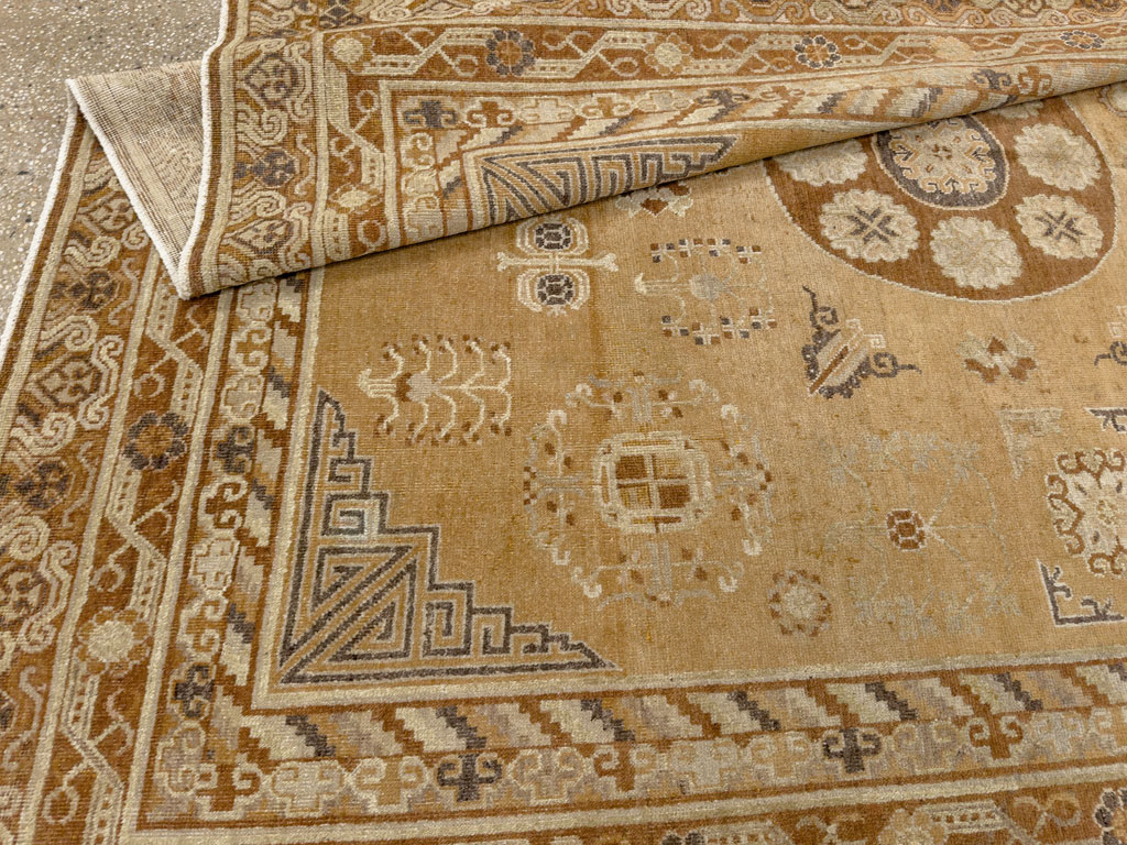 Antique East Turkest Khotan Carpet, No.16118 - Staging