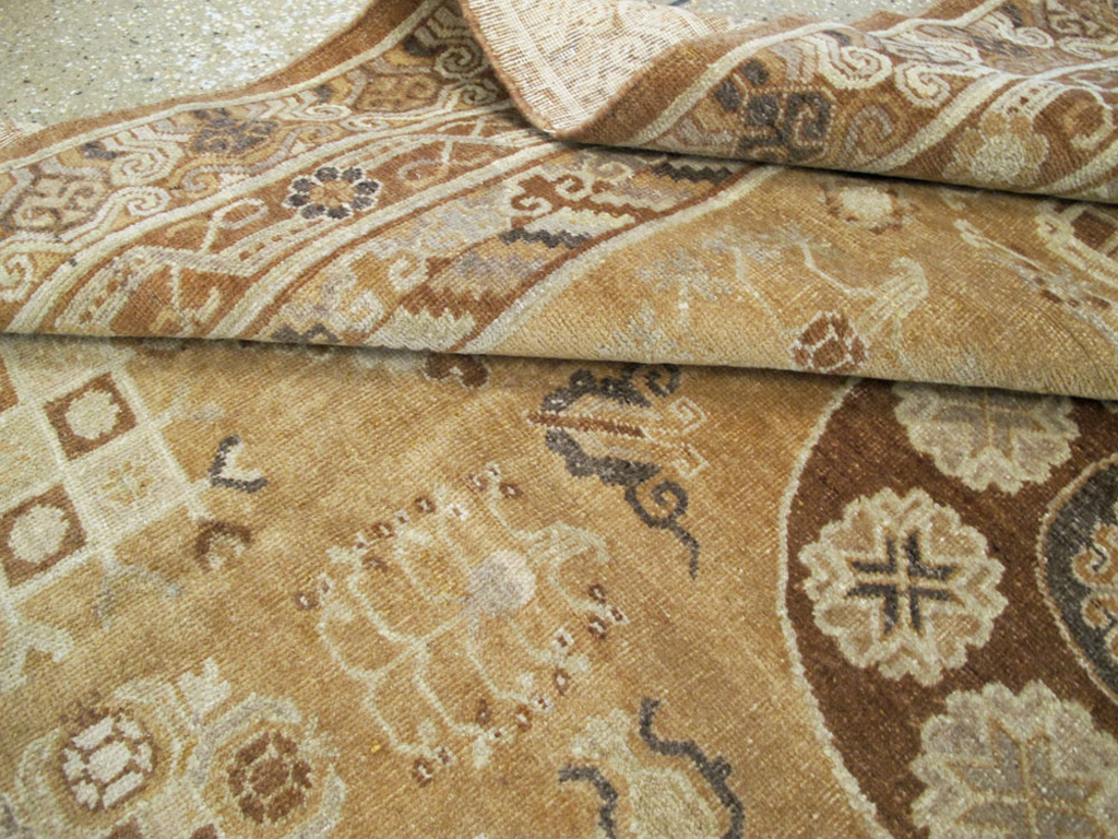 Antique East Turkest Khotan Carpet, No.16118 - Staging