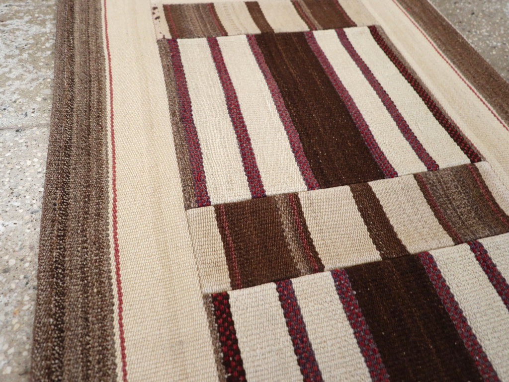 Vintage Turkish Kilim, No.16126 - Staging