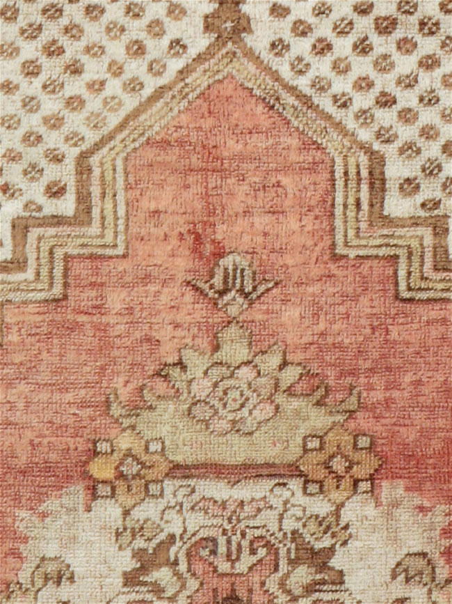 Antique Oushak Rug, No.16139 - Staging