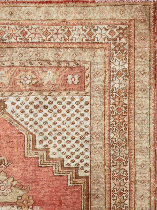 Antique Oushak Rug, No.16139 - Staging