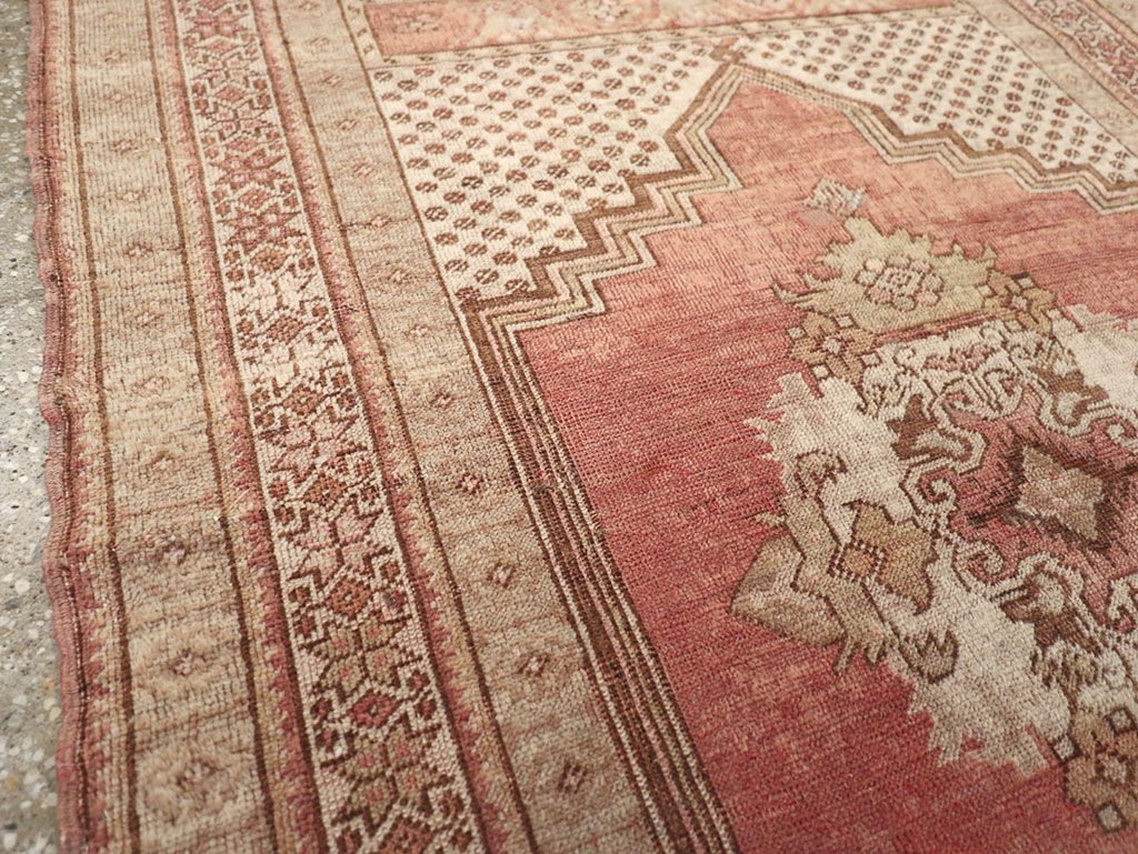 Antique Oushak Rug, No.16139 - Staging