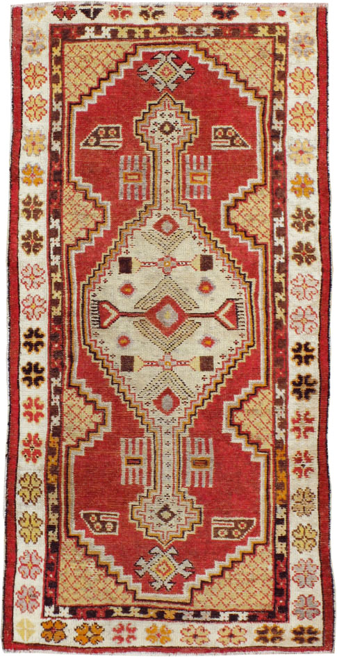 Vintage Turkish Oushak Rug, No.16196 - Staging
