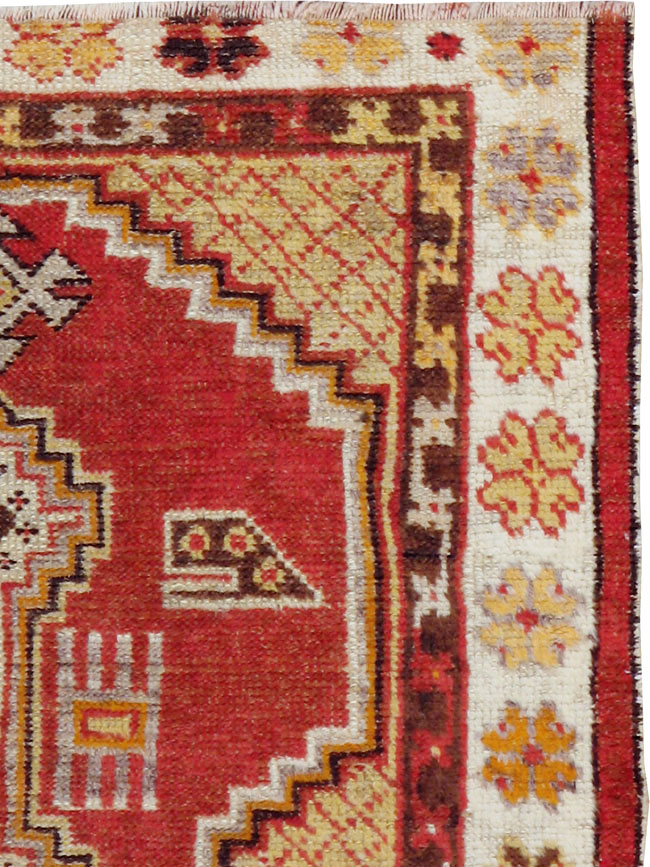 Vintage Turkish Oushak Rug, No.16196 - Staging