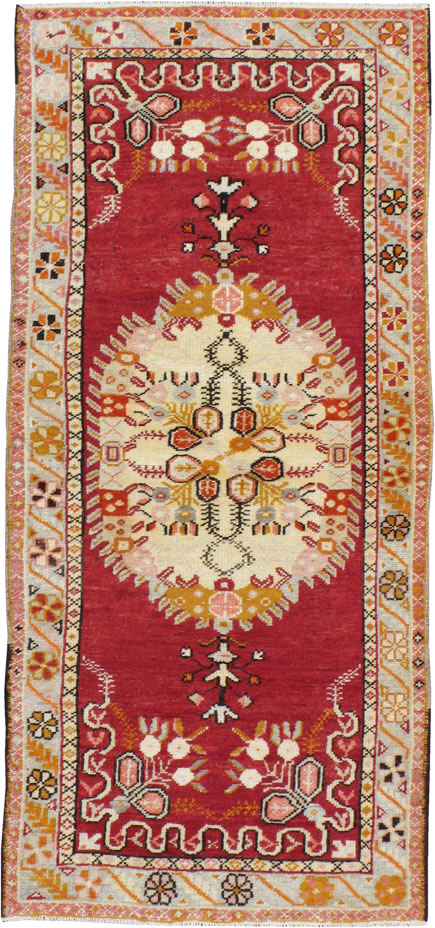 Vintage Turkish Oushak Rug, No.16198 - Staging