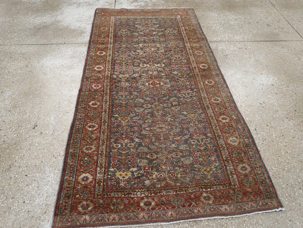 Antique Persian Mahal Rug, No.16199 - Staging