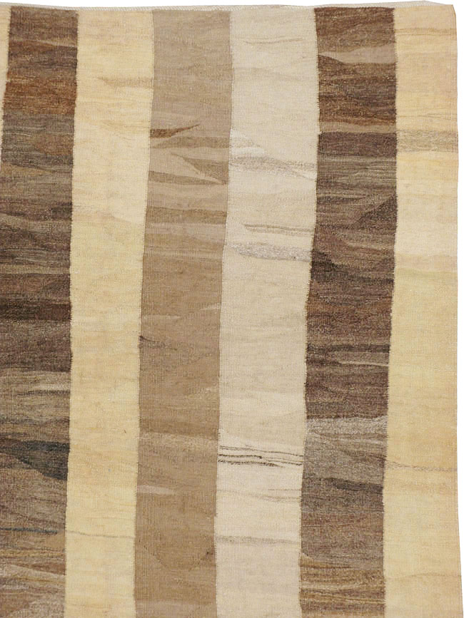 Modern Persian Kilim, No.16205 - Staging