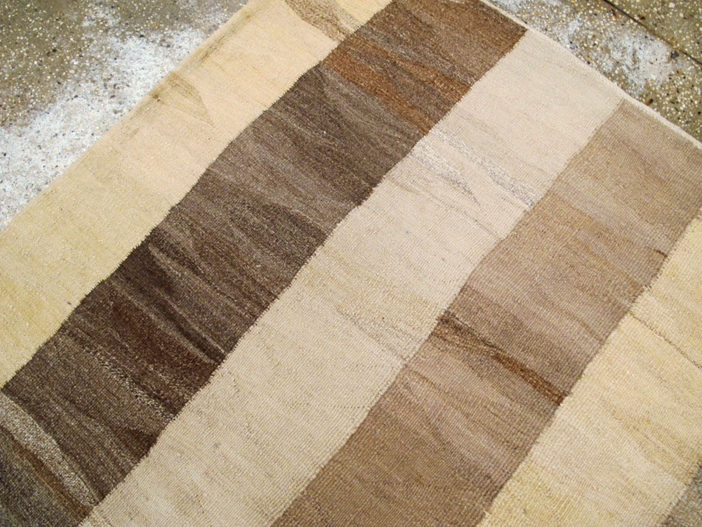 Modern Persian Kilim, No.16205 - Staging