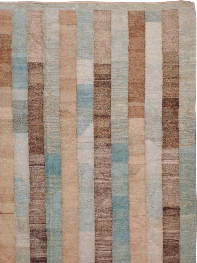 Modern Persian Kilim, No.16207 - Staging