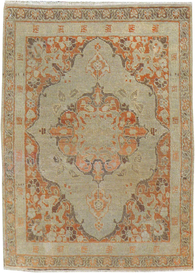 Antique Persian Tabriz Rug, No.16255 - Staging