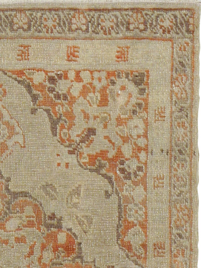 Antique Persian Tabriz Rug, No.16255 - Staging