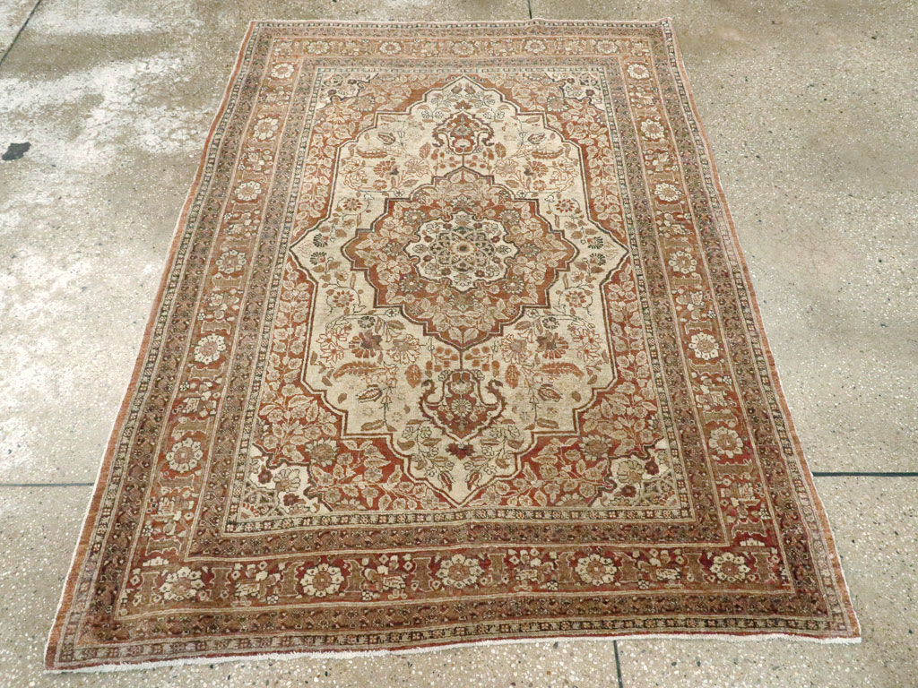 Antique Persian Tabriz Hagi Jalil Rug, No.16281 - Staging